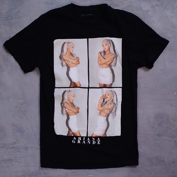 Bravado Other - Ariana Grande Print Black Graphic T-Shirt